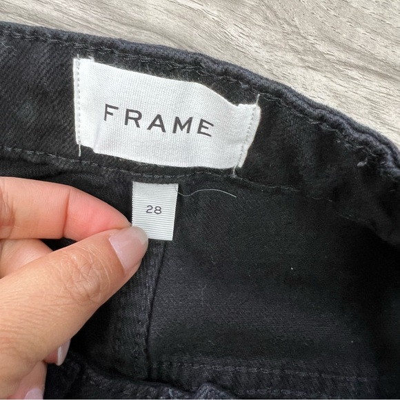 Frame Le High N Tight Straight Cut Out in Film Noir Size 28 Black - Picture 14 of 15